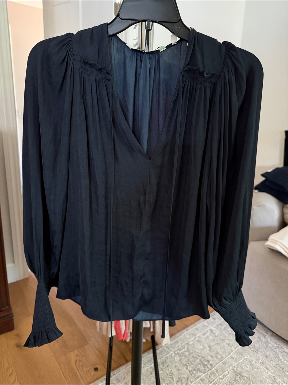 Rebecca Taylor Navy Long-Sleeve V-Neck Pleated Blouse nwt small